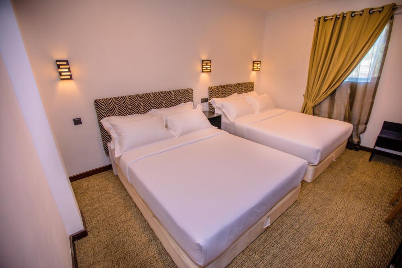 Huddle Hotel Nuwara Eliya Buitenkant foto